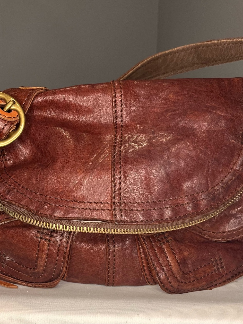 Lucky Brand Distressed Brown Leather Shoulder Bag with Brass Hardware